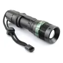 Linterna Táctica Zoom 18000lm